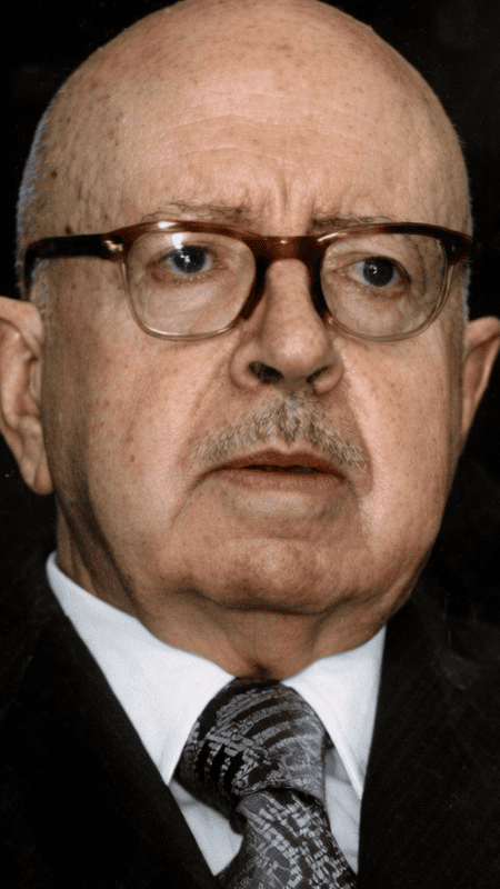 Mujer con alcuza de Dámaso Alonso